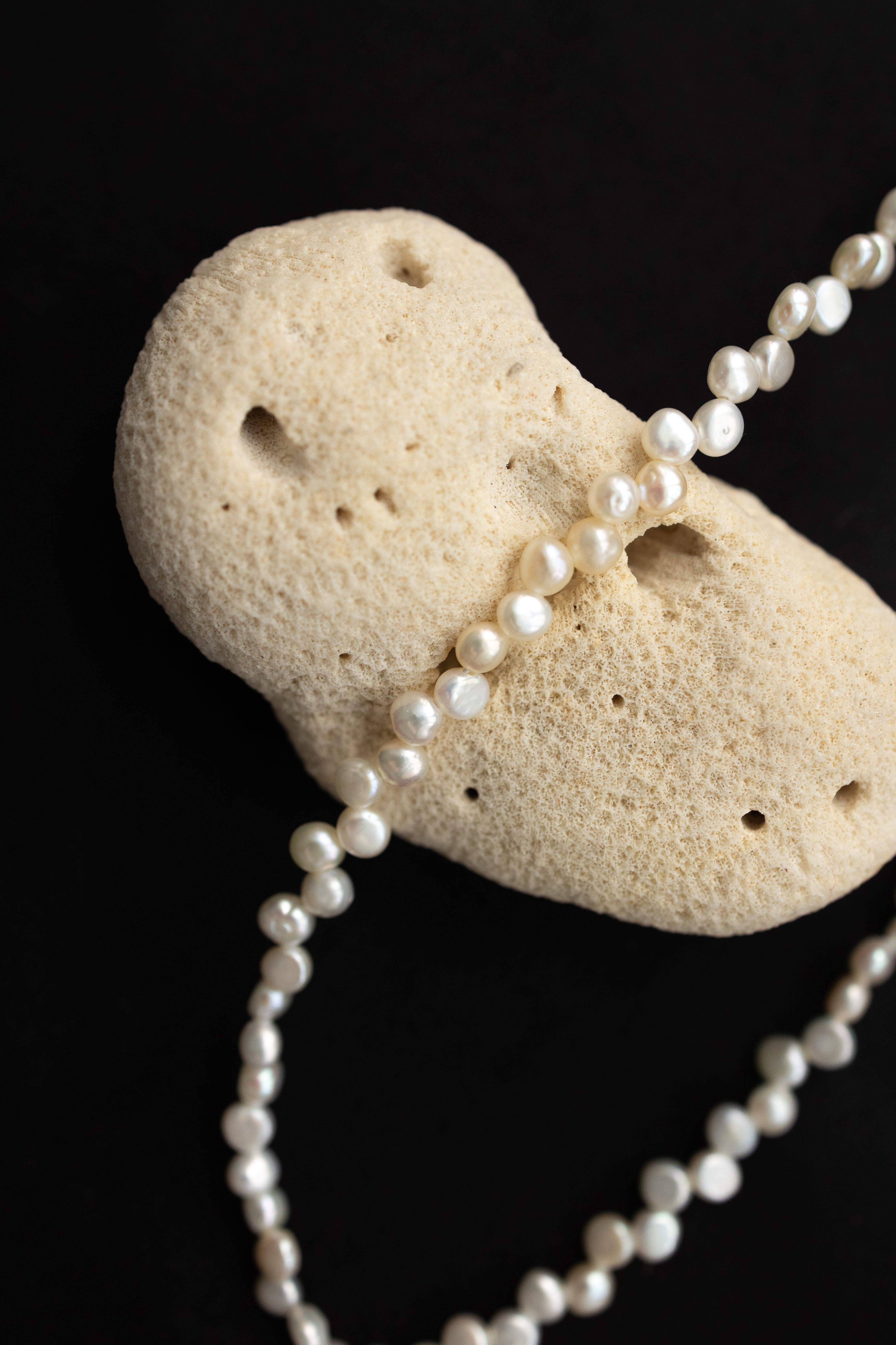 RAIN DROPS SILVER NECKLACE - PEARLS