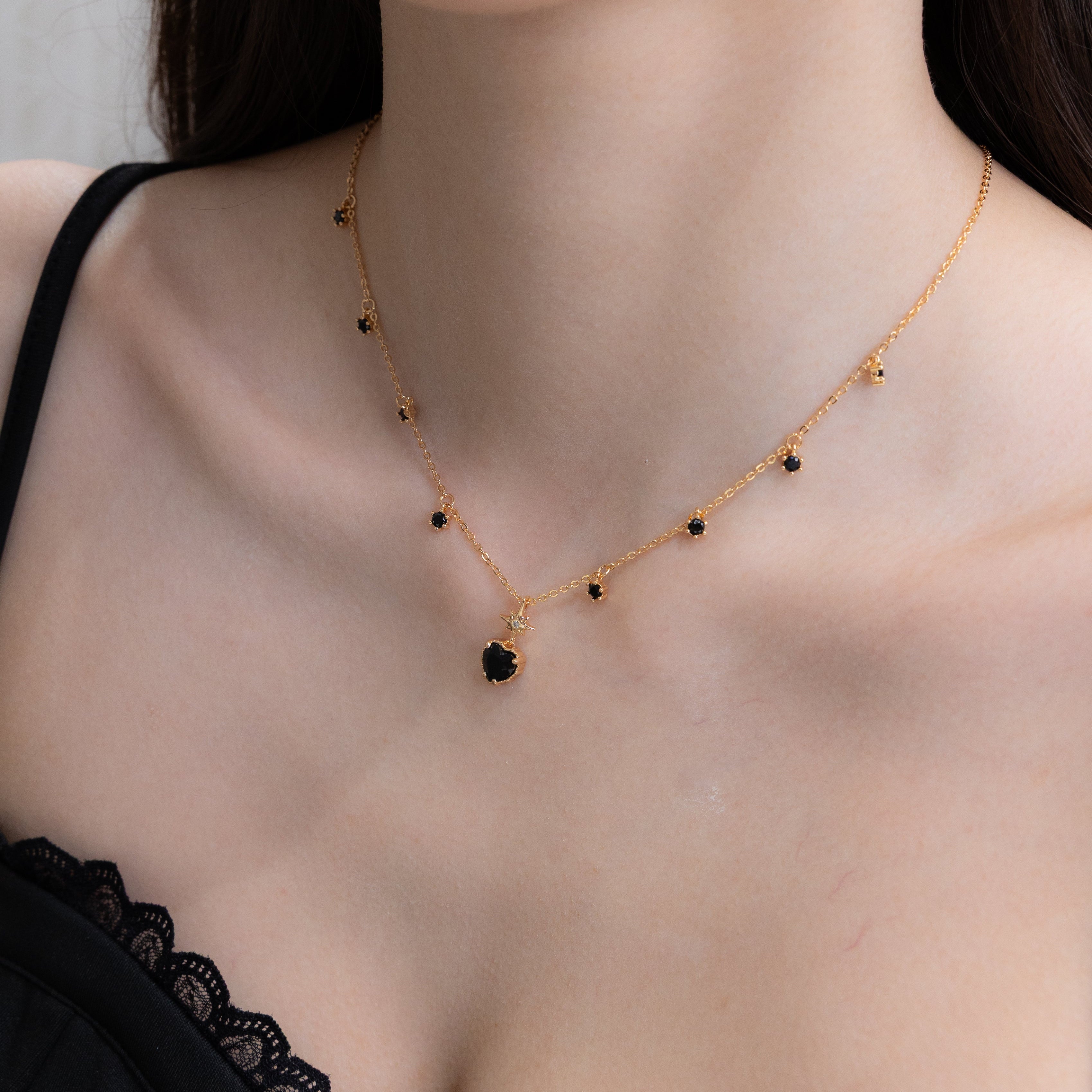 DARK TWINKLE NECKLACE - OBSIDIAN