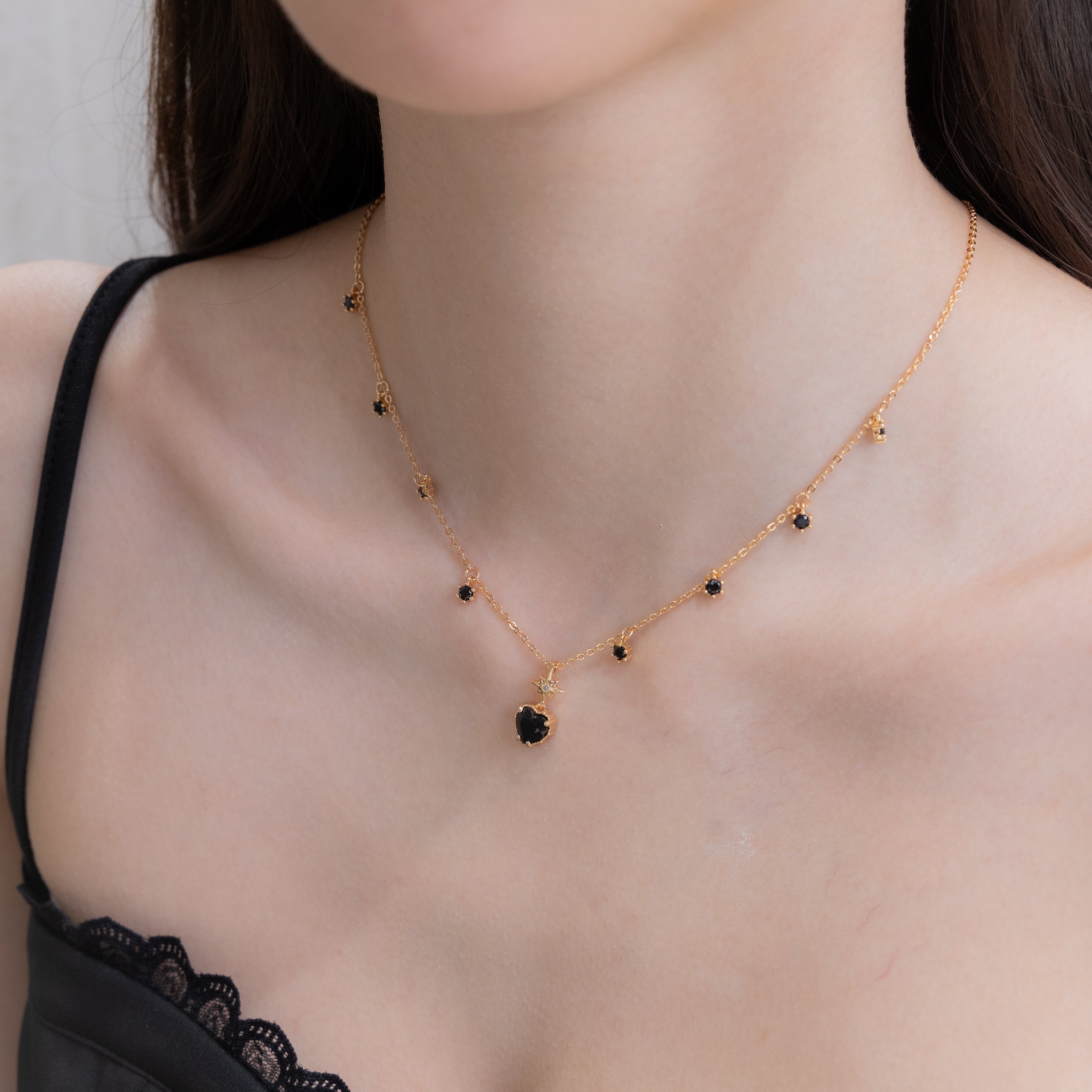 DARK TWINKLE NECKLACE - OBSIDIAN