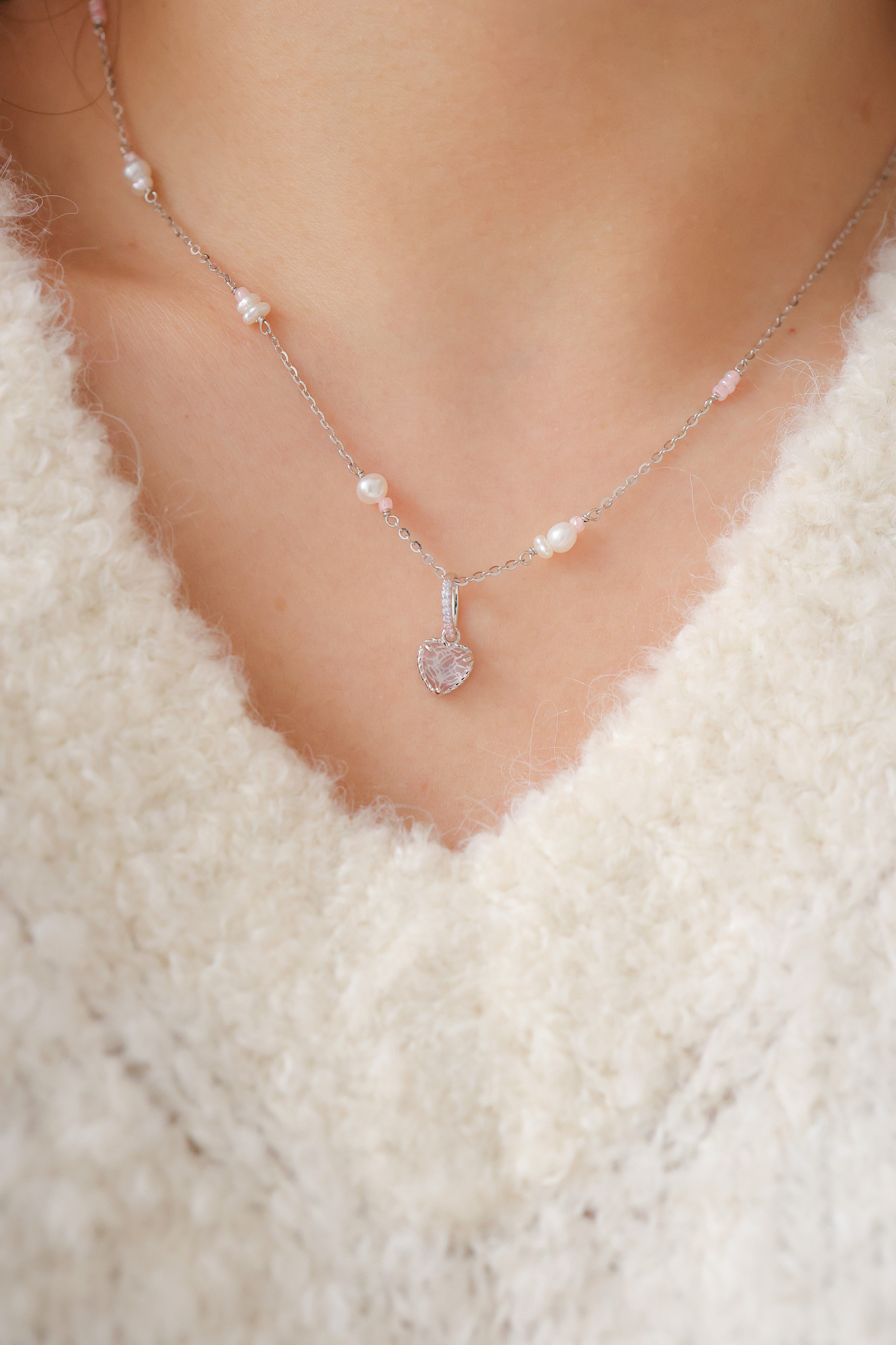 💗HEARTBEAT BUBBLE SILVER NECKLACE💗- ROSE QUARTZ