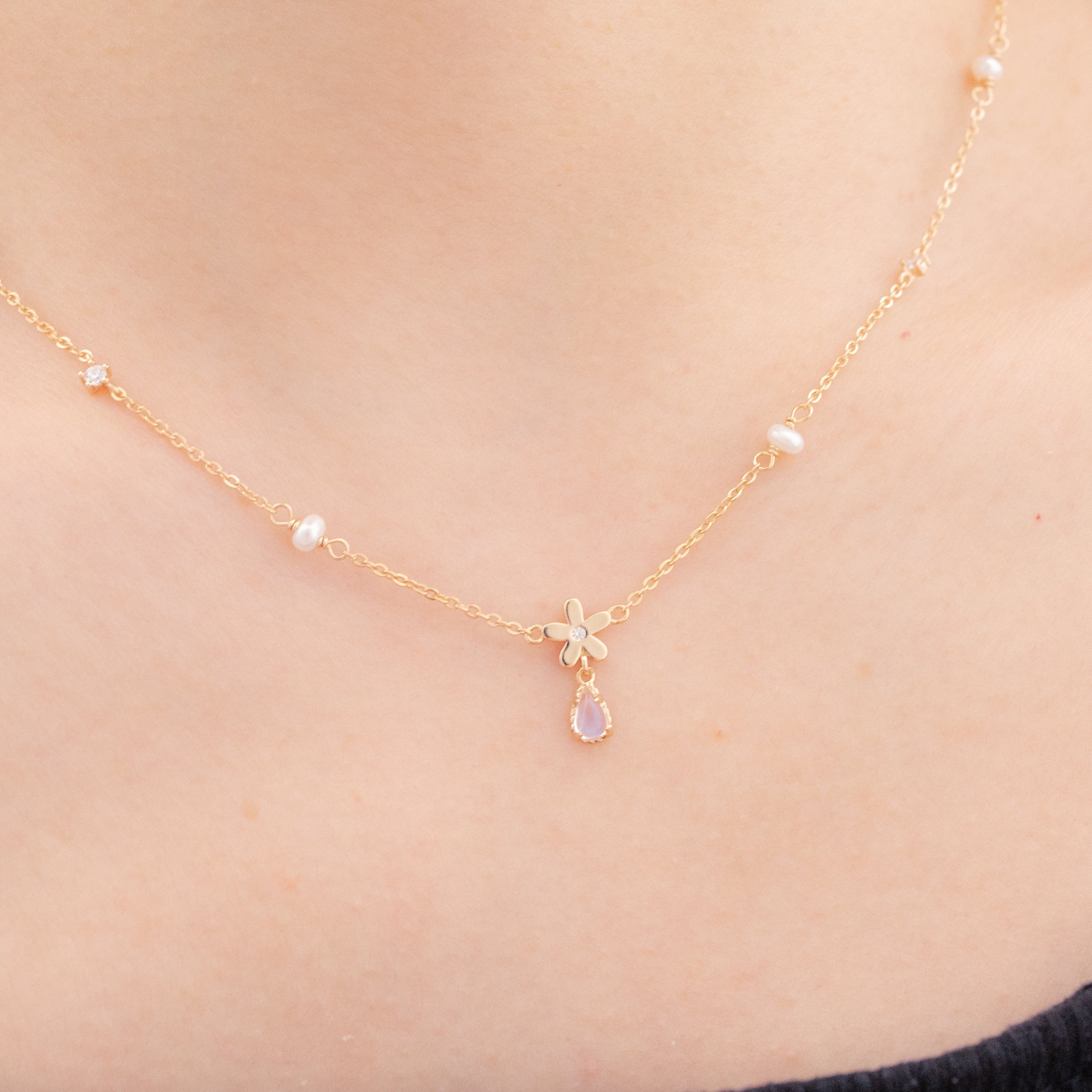 DAISY MOONSTONE ADJUSTABLE NECKLACE