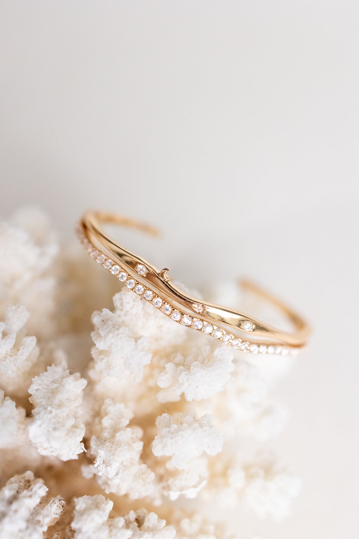 NIGHT MOUNTAIN BANGLE