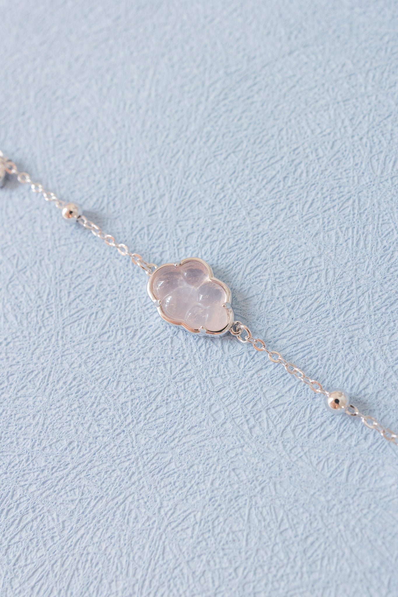 BUBBLE CLOUD SILVER BRACELET - ROSE QUARTZ