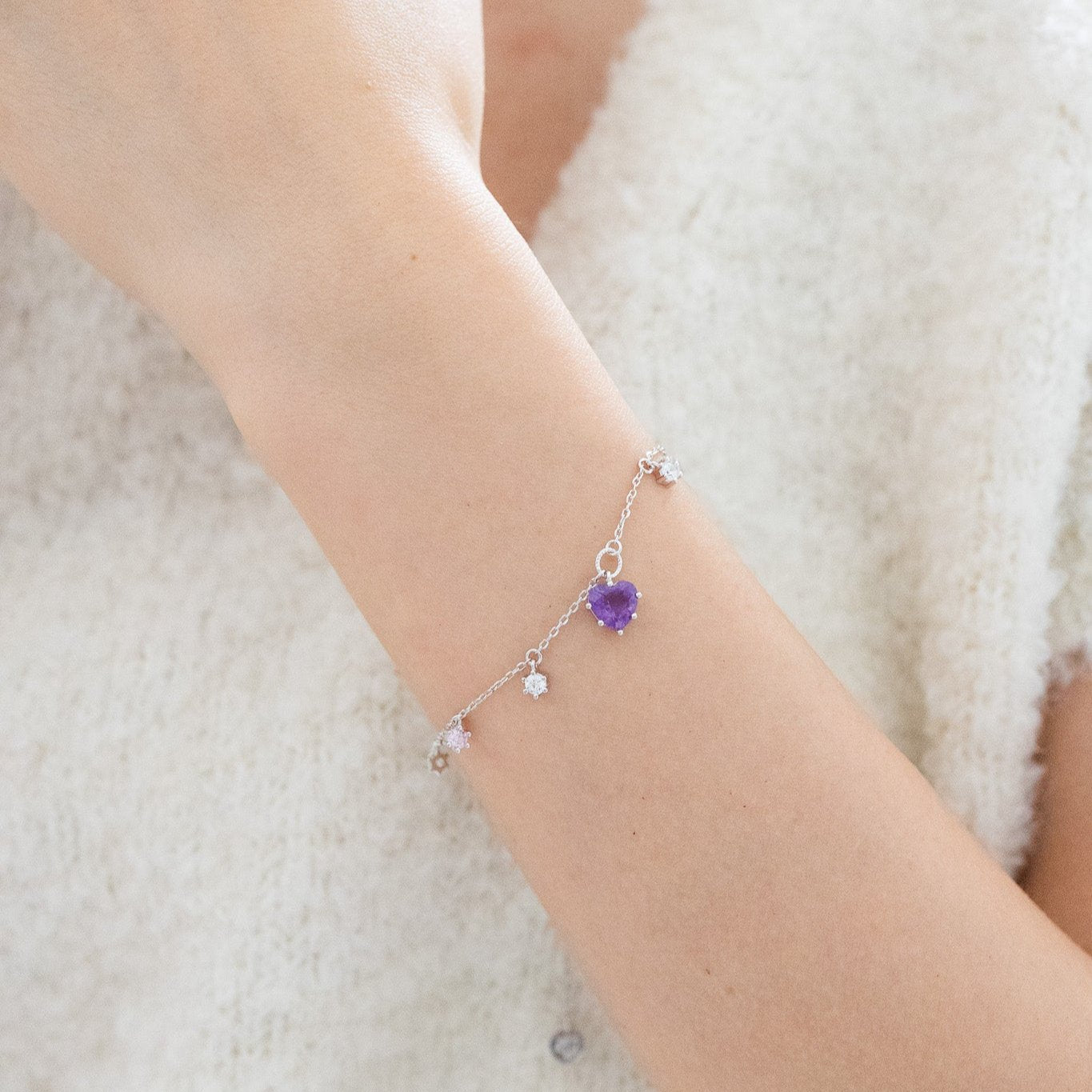 CHARMING WONDERS SILVER BRACELET - AMETHYST