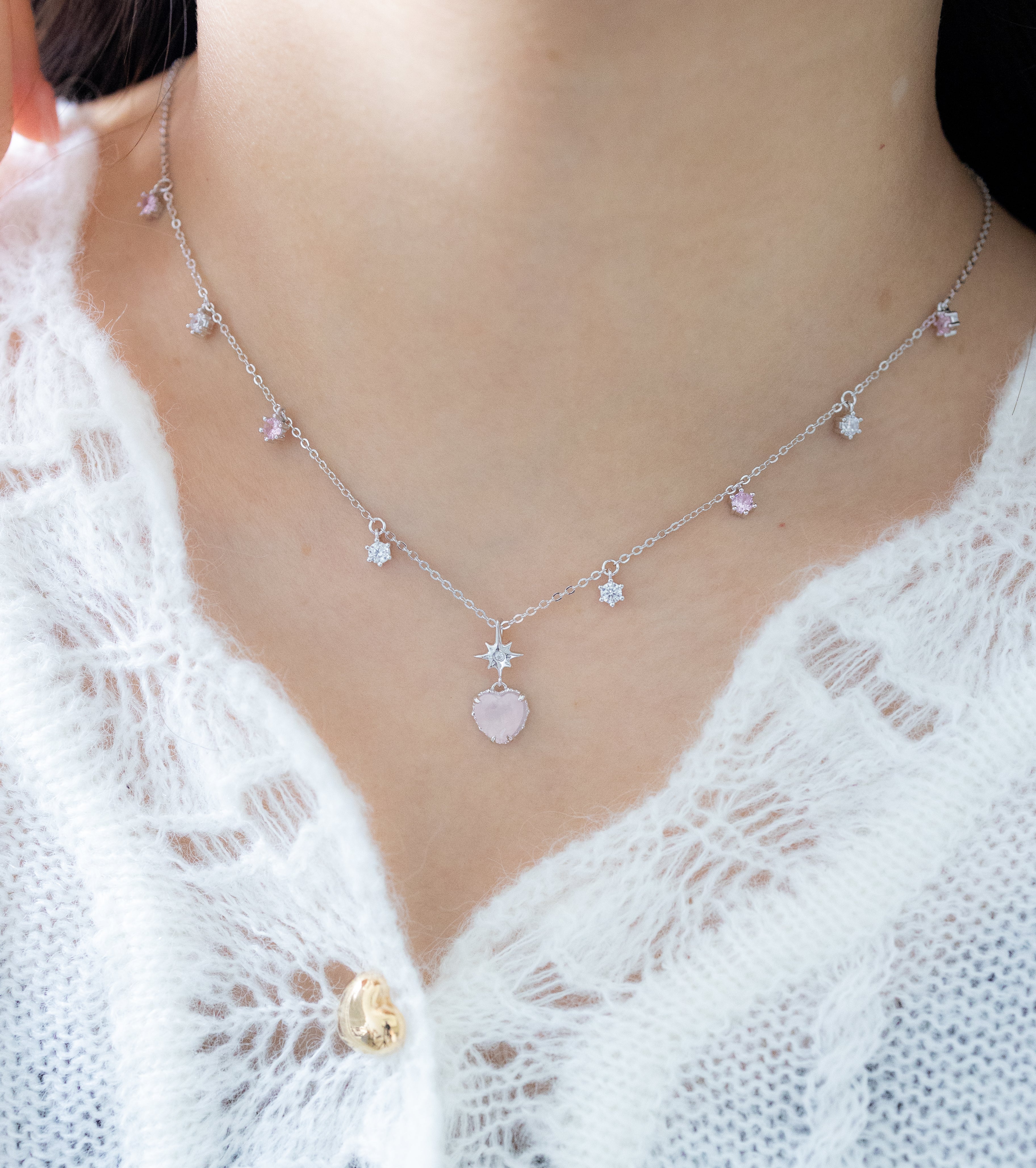 PEACH TWINKLE SILVER NECKLACE - ROSE QUARTZ