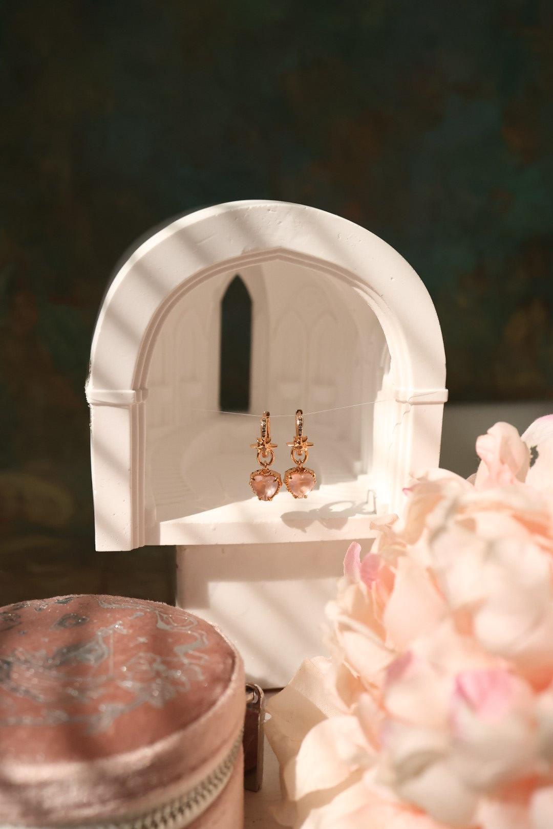 PINKY TWINKLE EARRINGS - ROSE QUARTZ