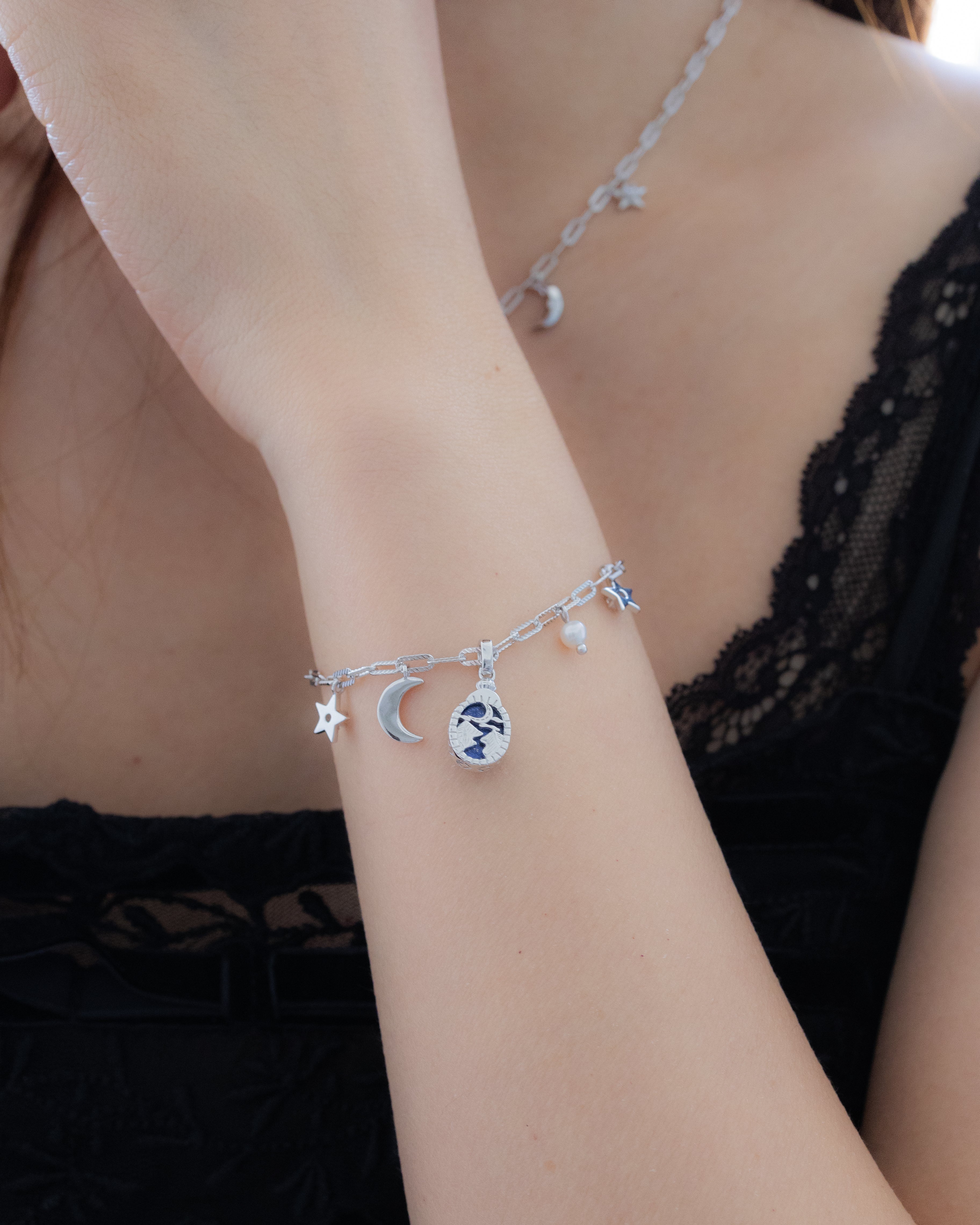 INDIGO NOVA SILVER BRACELET (TWO WAY WEARING)