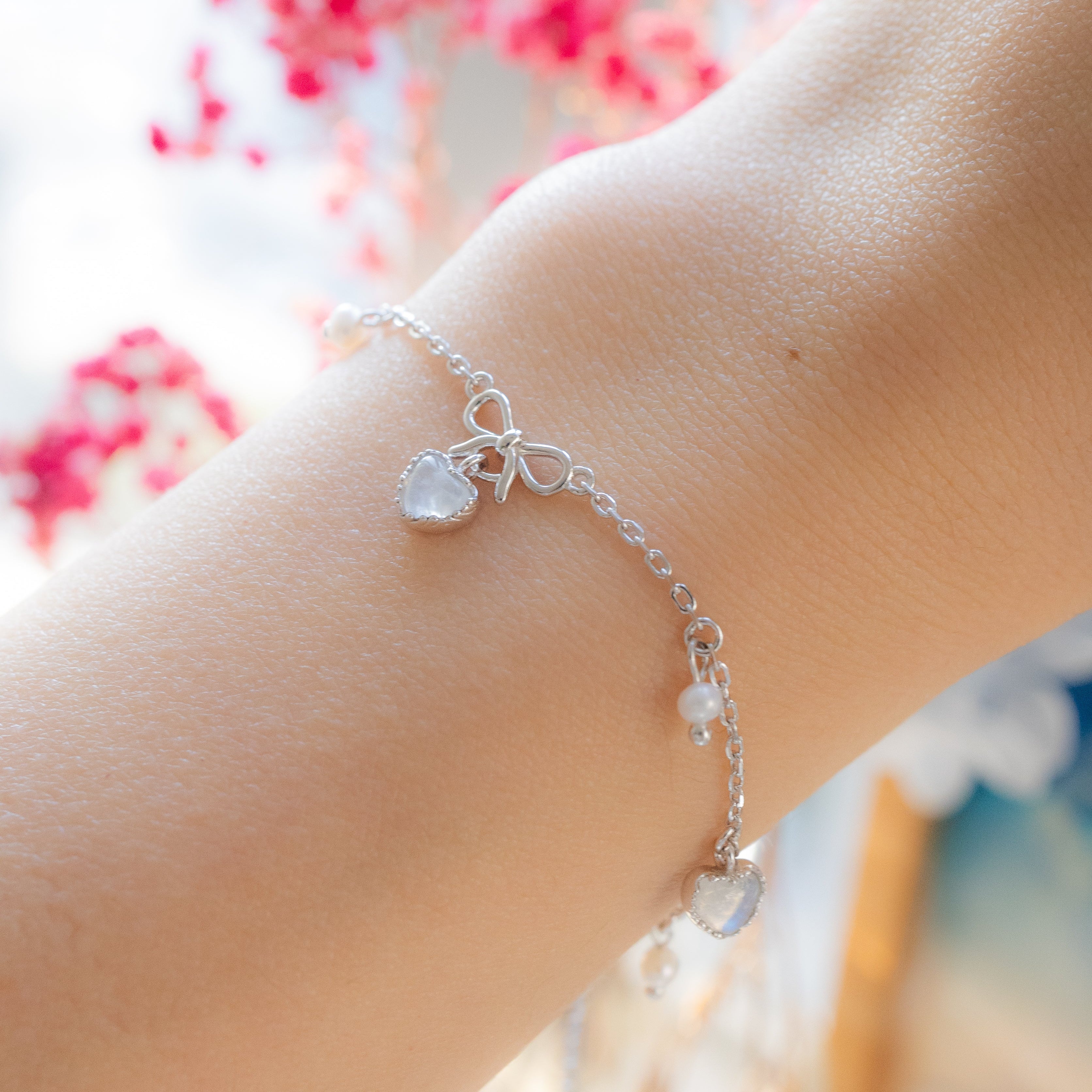 (PRE-ORDER) SWEETHEART RIBBON SILVER BRACELET