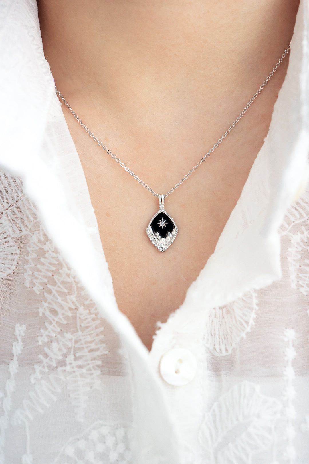 LUMINOUS JOURNEY SILVER NECKLACES - OBSIDIAN