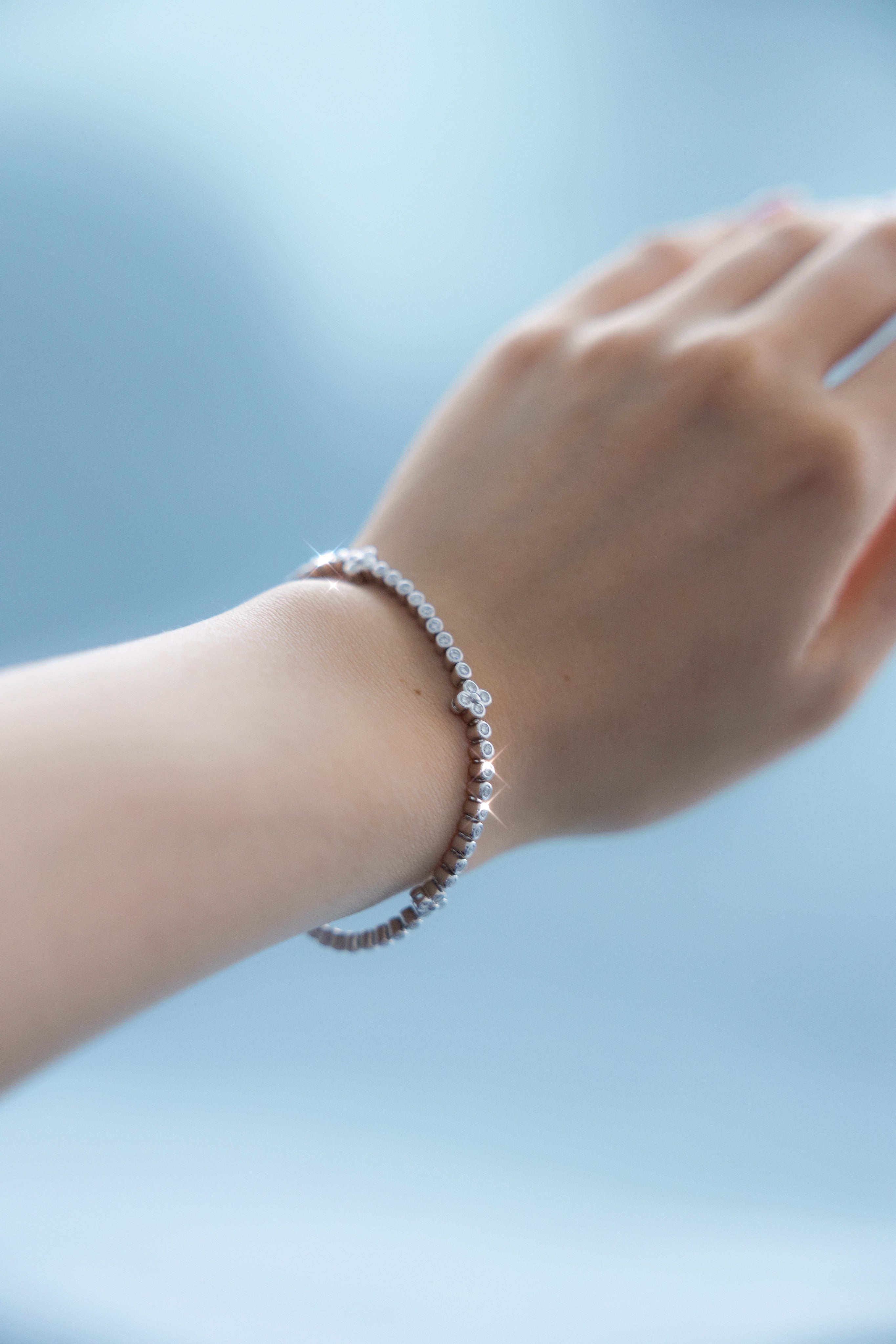(PRE-ORDER) send out on 10th May | CLOVER LOVE SILVER TENNIS BRACELET