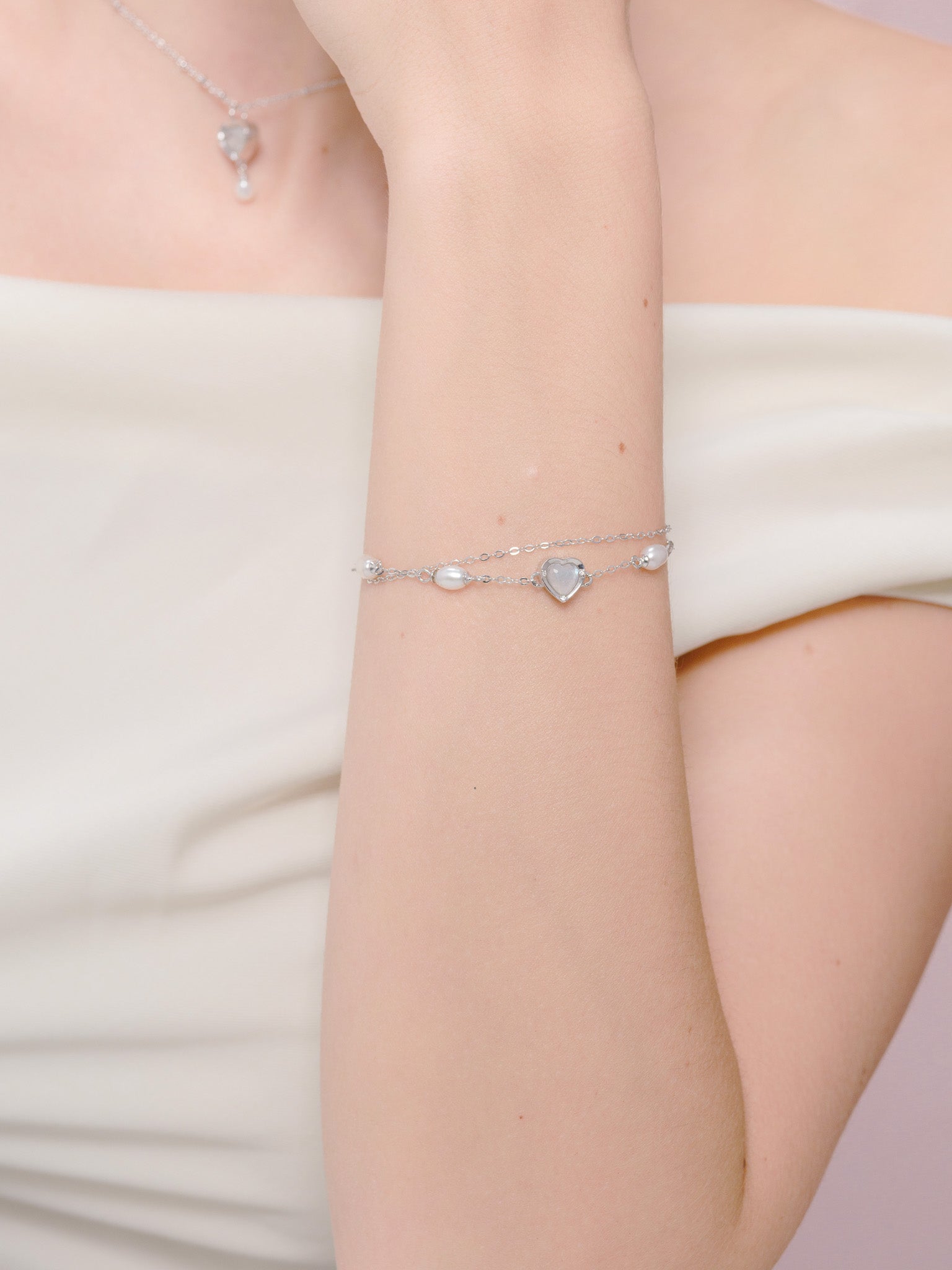 FROSTED LOVE LAYERING SILVER BRACELET - MOONSTONE