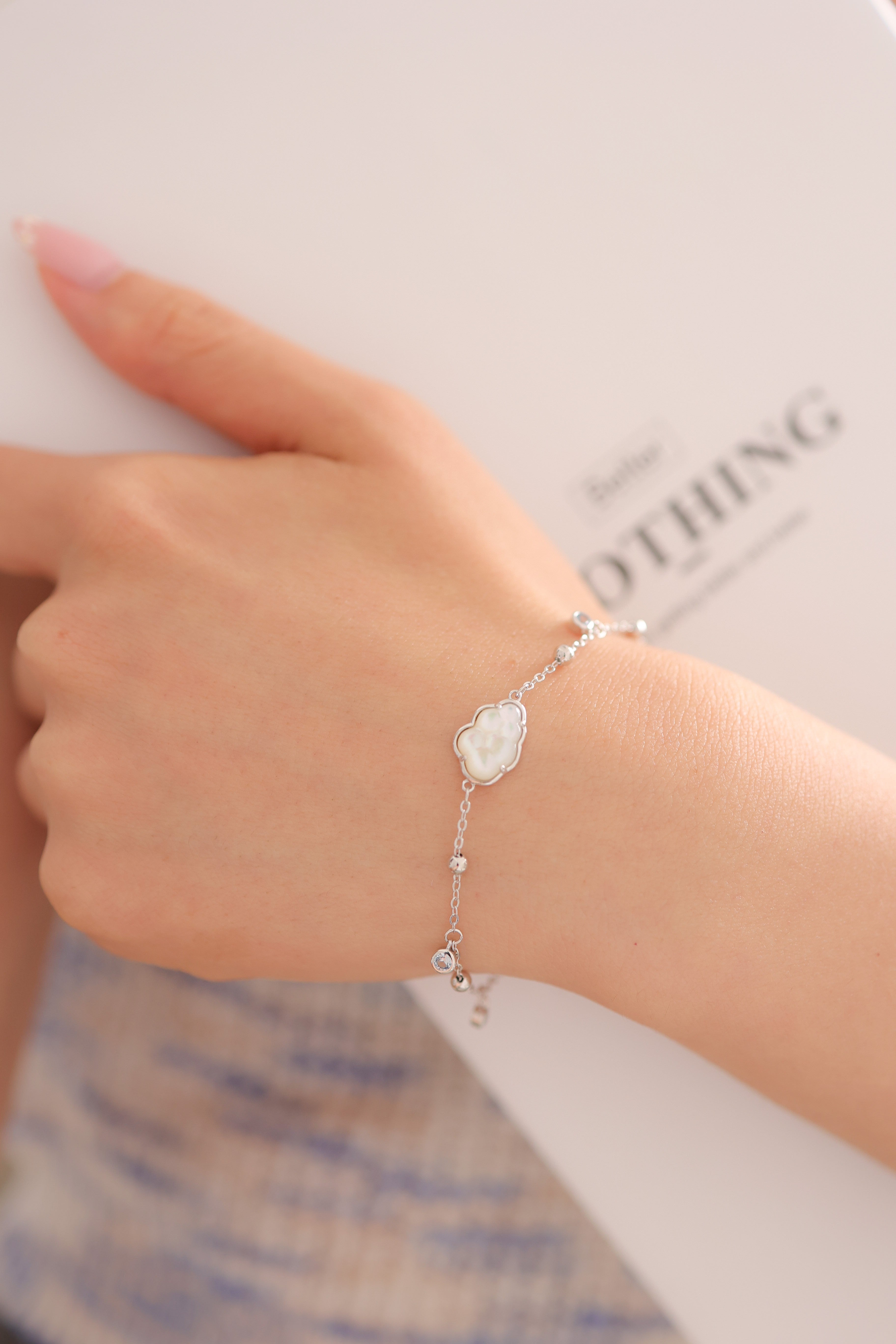 BUBBLE CLOUD SILVER BRACELET - WHITE SHELL